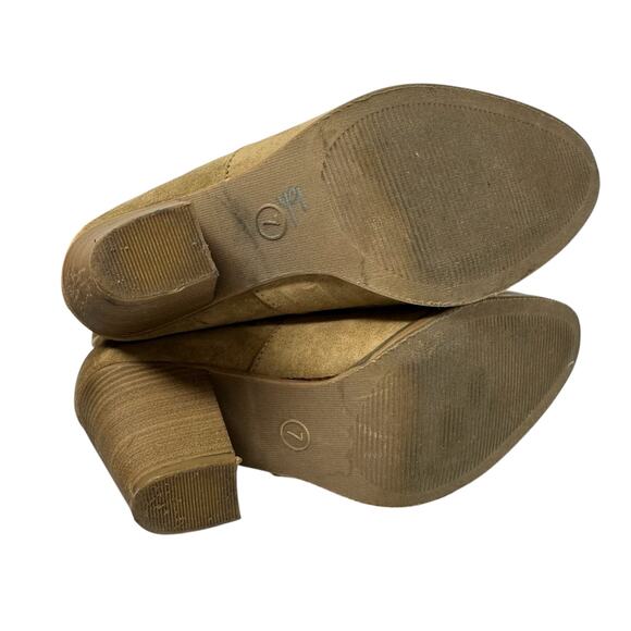 Slouchy Ankle Boots Womens SZ 7 Tan Faux Suede Boho Western Coquette Festival - Picture 9 of 13